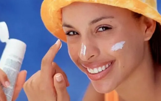 Почему крем с SPF нужен круглый год?